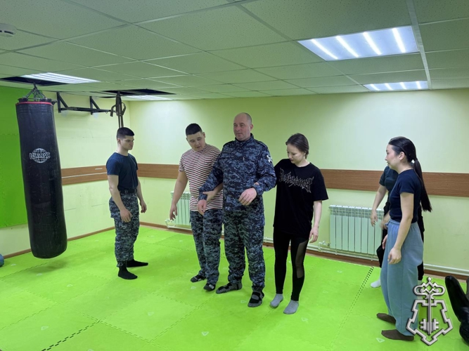 «Хрупкость силы»: курсанты вневедомственной охраны готовятся к службе в преддверии 8 Марта