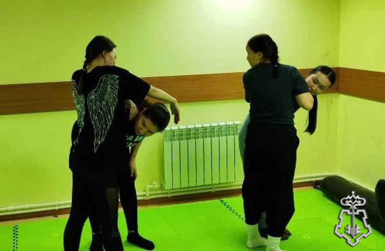 «Хрупкость силы»: курсанты вневедомственной охраны готовятся к службе в преддверии 8 Марта