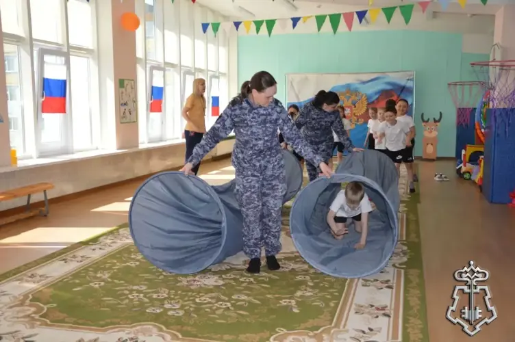 Росгвардейцы Чукотки подарили праздник детям  в преддверии  «Международного Дня защиты детей»