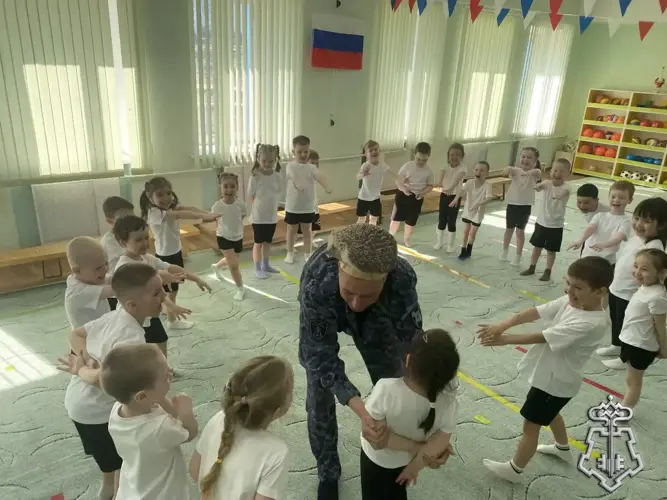 Росгвардейцы Чукотки подарили праздник детям  в преддверии  «Международного Дня защиты детей»