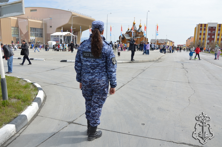 В День России вневедомственная охрана Росгвардии обеспечила безопасность на Чукотке