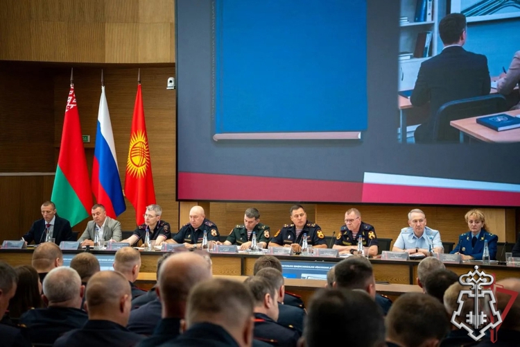 В Нижнем Новгороде состоялось Всероссийское совещание-семинар по вопросам развития вневедомственной охраны Росгвардии (видео) 06 августа 2026 17:47, Росгвардия, 148