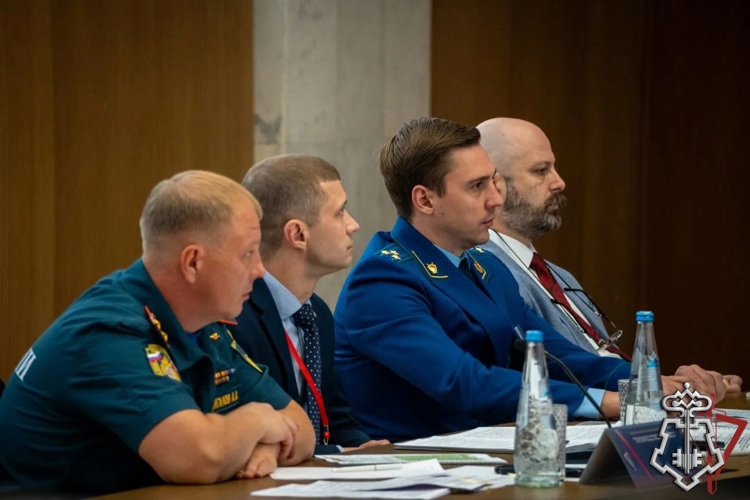 В Нижнем Новгороде состоялось Всероссийское совещание-семинар по вопросам развития вневедомственной охраны Росгвардии (видео) 06 августа 2026 17:47, Росгвардия, 148